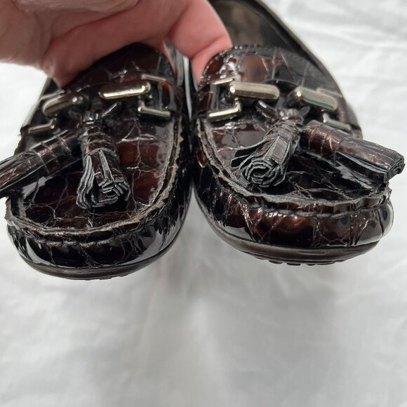 Stuart Weitzman Women's Rascal Patent Leather Croc Embossed tasseled Loafers 6 - Picture 7 of 13
